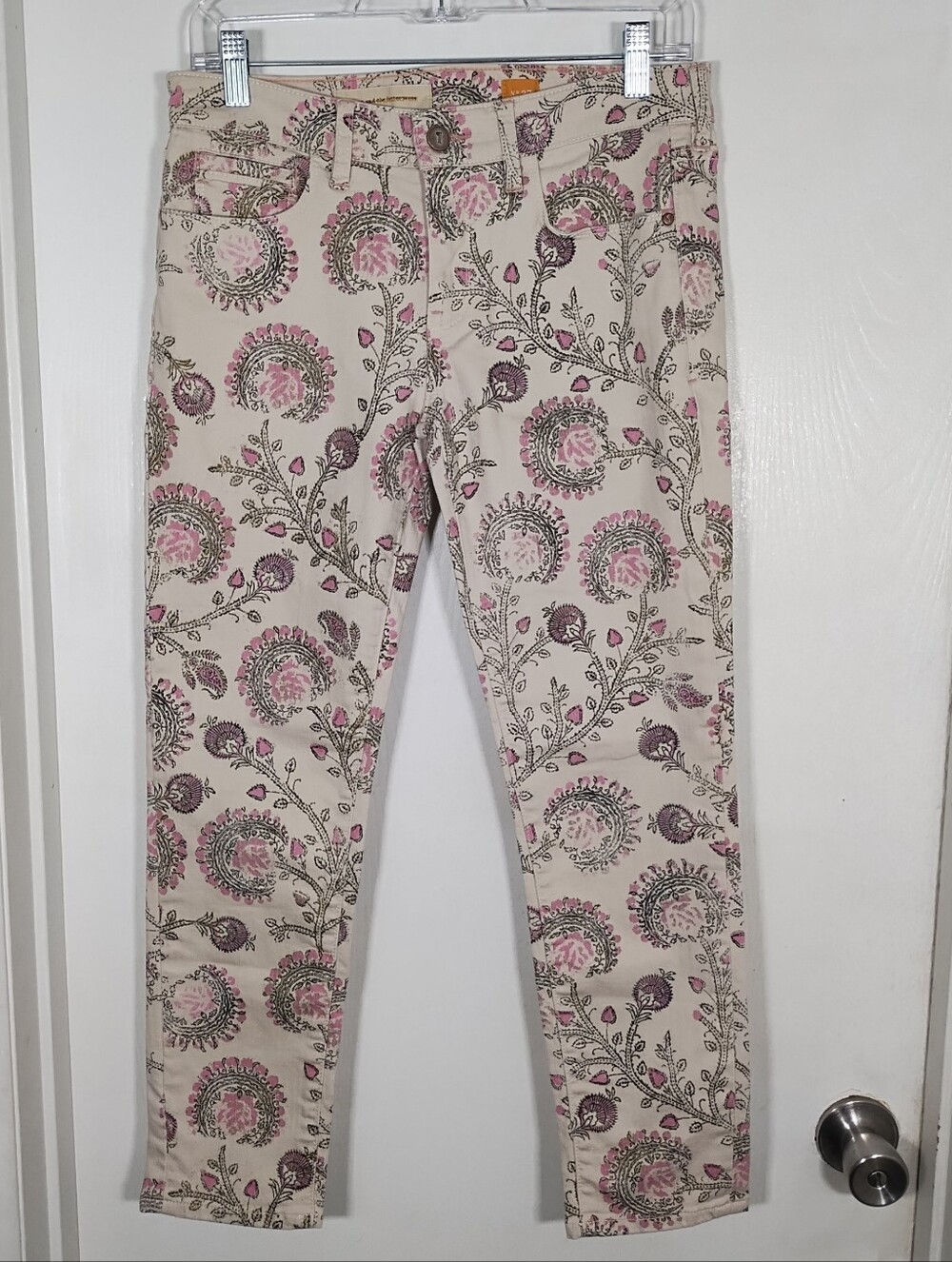 ANTHROPOLOGIE Pilcro Stet 27 Pants Ankle Crop Pink Gray Cream Floral Paisley